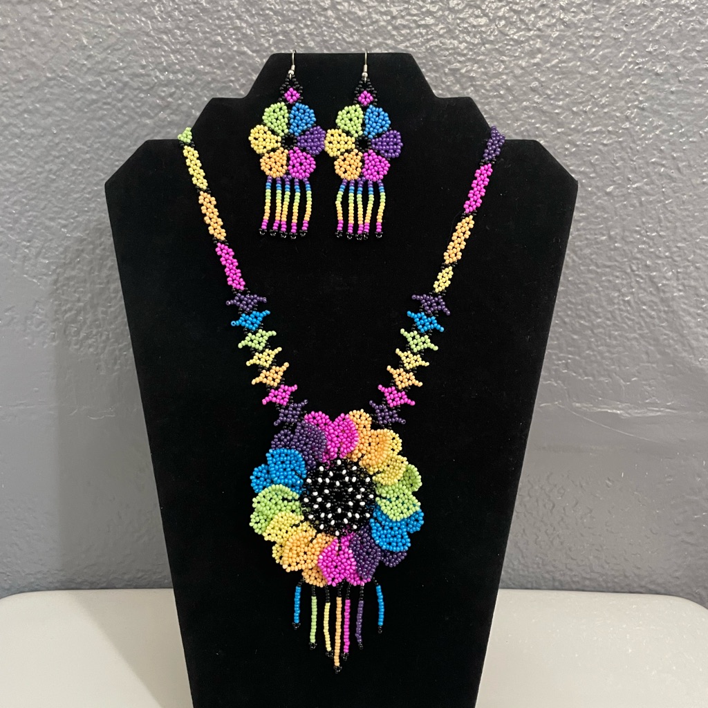 Huichol Beaded Flower Necklace And Earrings